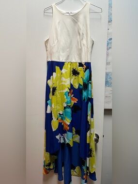 Vince Camuto White and Royal Blue Floral High-Low Dress